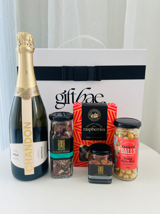 | Luxury gift hampers Australia – beautifully curated gourmet hampers, wine gift boxes, and pamper hampers for all budgets. Perfect for birthdays, anniversaries, corporate gifts & special occasions. Gift Bae offers Perth same-day delivery & Australia-wide shipping. Shop the best gift hampers online today!