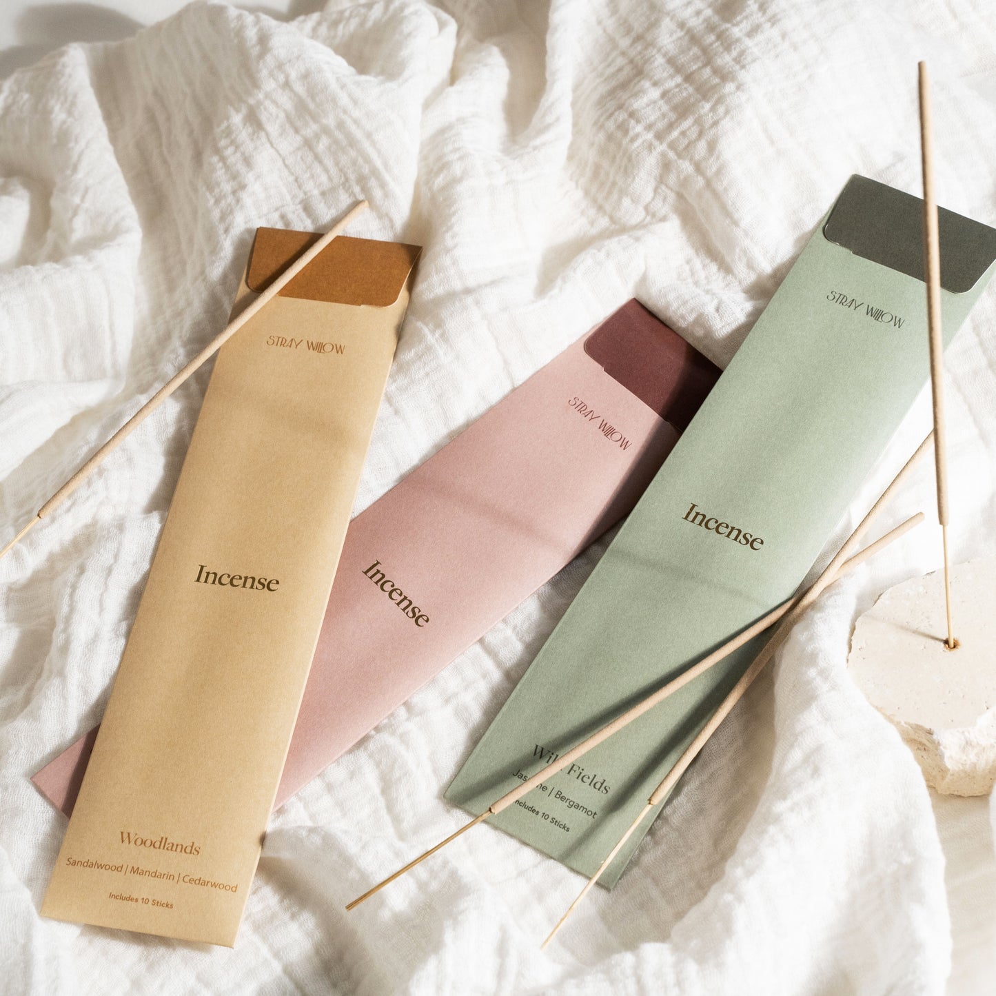 Luxury gift hampers Australia – beautifully curated gourmet hampers, wine gift boxes, and pamper hampers for all budgets. Perfect for birthdays, anniversaries, corporate gifts & special occasions. Gift Bae offers Perth same-day delivery & Australia-wide shipping. Shop the best gift hampers online today!