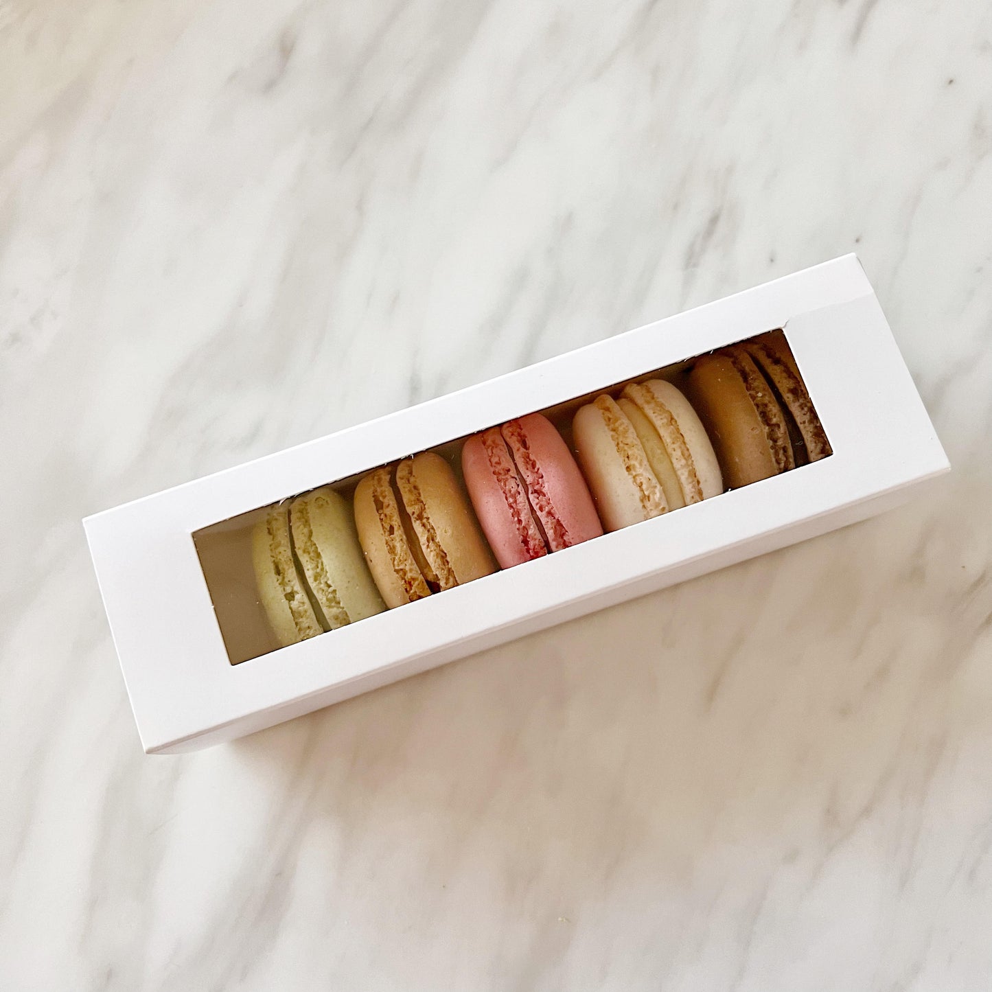 Luxury gift hampers Australia – beautifully curated gourmet hampers, wine gift boxes, and pamper hampers for all budgets. Perfect for birthdays, anniversaries, corporate gifts & special occasions. Gift Bae offers Perth same-day delivery & Australia-wide shipping. Shop the best gift hampers online today!