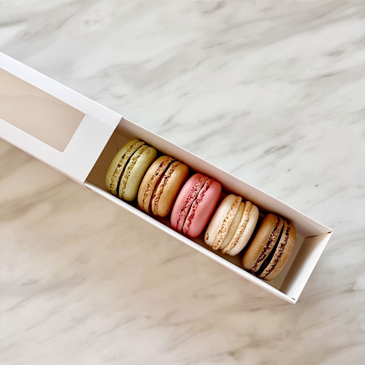 Luxury gift hampers Australia – beautifully curated gourmet hampers, wine gift boxes, and pamper hampers for all budgets. Perfect for birthdays, anniversaries, corporate gifts & special occasions. Gift Bae offers Perth same-day delivery & Australia-wide shipping. Shop the best gift hampers online today!