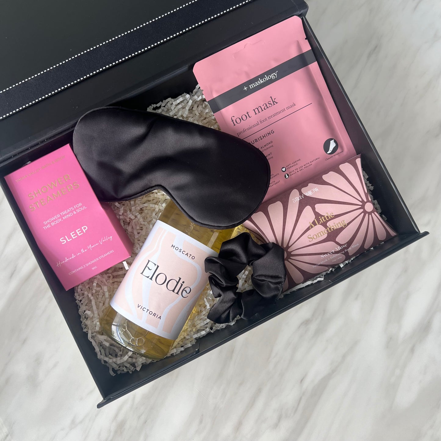 Luxury gift hampers Australia – beautifully curated gourmet hampers, wine gift boxes, and pamper hampers for all budgets. Perfect for birthdays, anniversaries, corporate gifts & special occasions. Gift Bae offers Perth same-day delivery & Australia-wide shipping. Shop the best gift hampers online today!