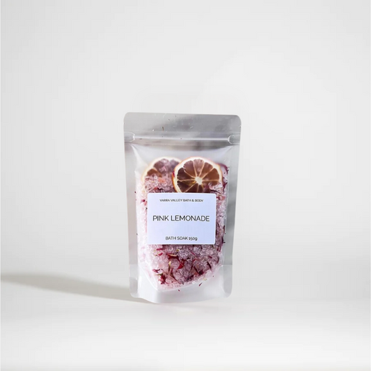 Luxury gift hampers Australia – beautifully curated gourmet hampers, wine gift boxes, and pamper hampers for all budgets. Perfect for birthdays, anniversaries, corporate gifts & special occasions. Gift Bae offers Perth same-day delivery & Australia-wide shipping. Shop the best gift hampers online today!