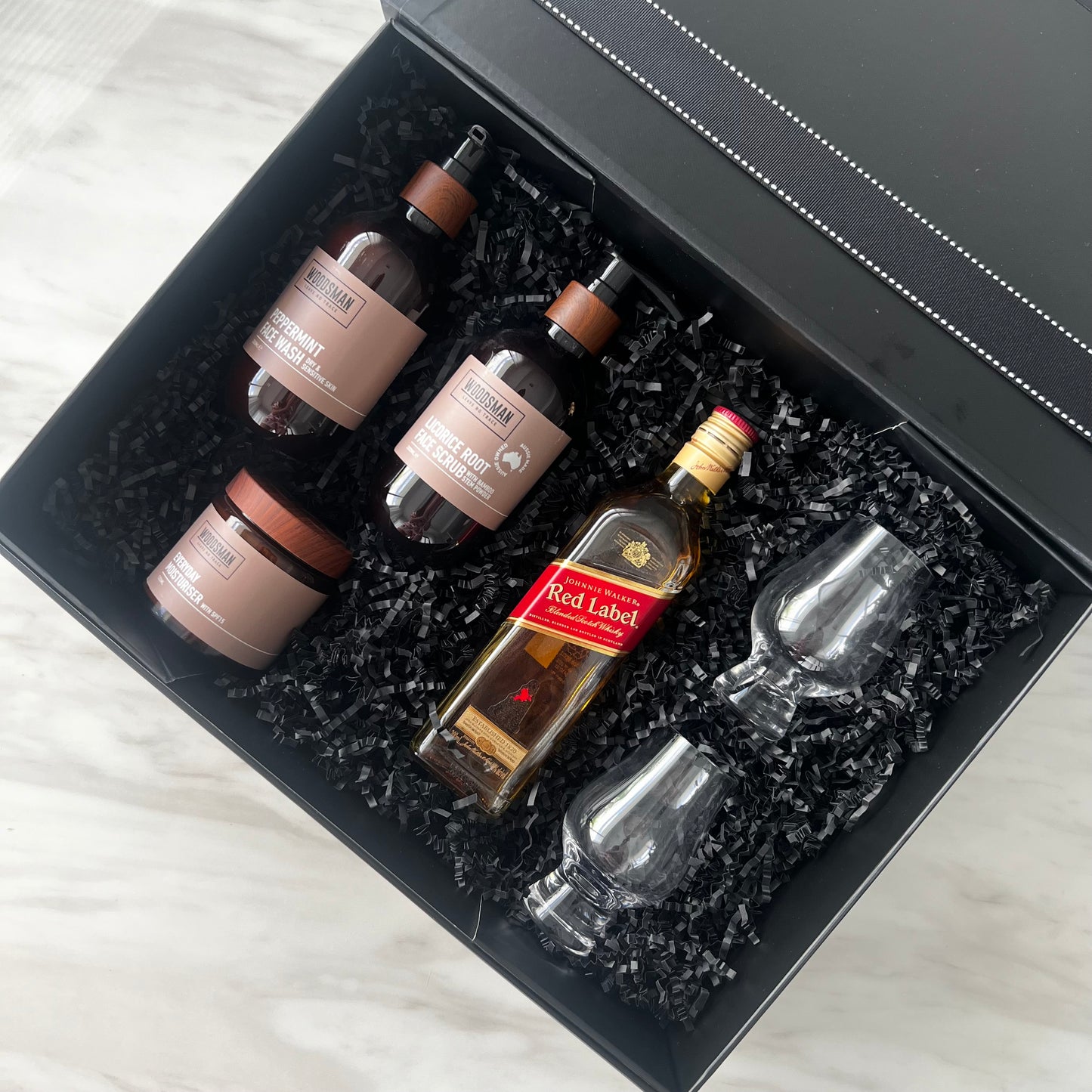 Luxury gift hampers Australia – beautifully curated gourmet hampers, wine gift boxes, and pamper hampers for all budgets. Perfect for birthdays, anniversaries, corporate gifts & special occasions. Gift Bae offers Perth same-day delivery & Australia-wide shipping. Shop the best gift hampers online today!