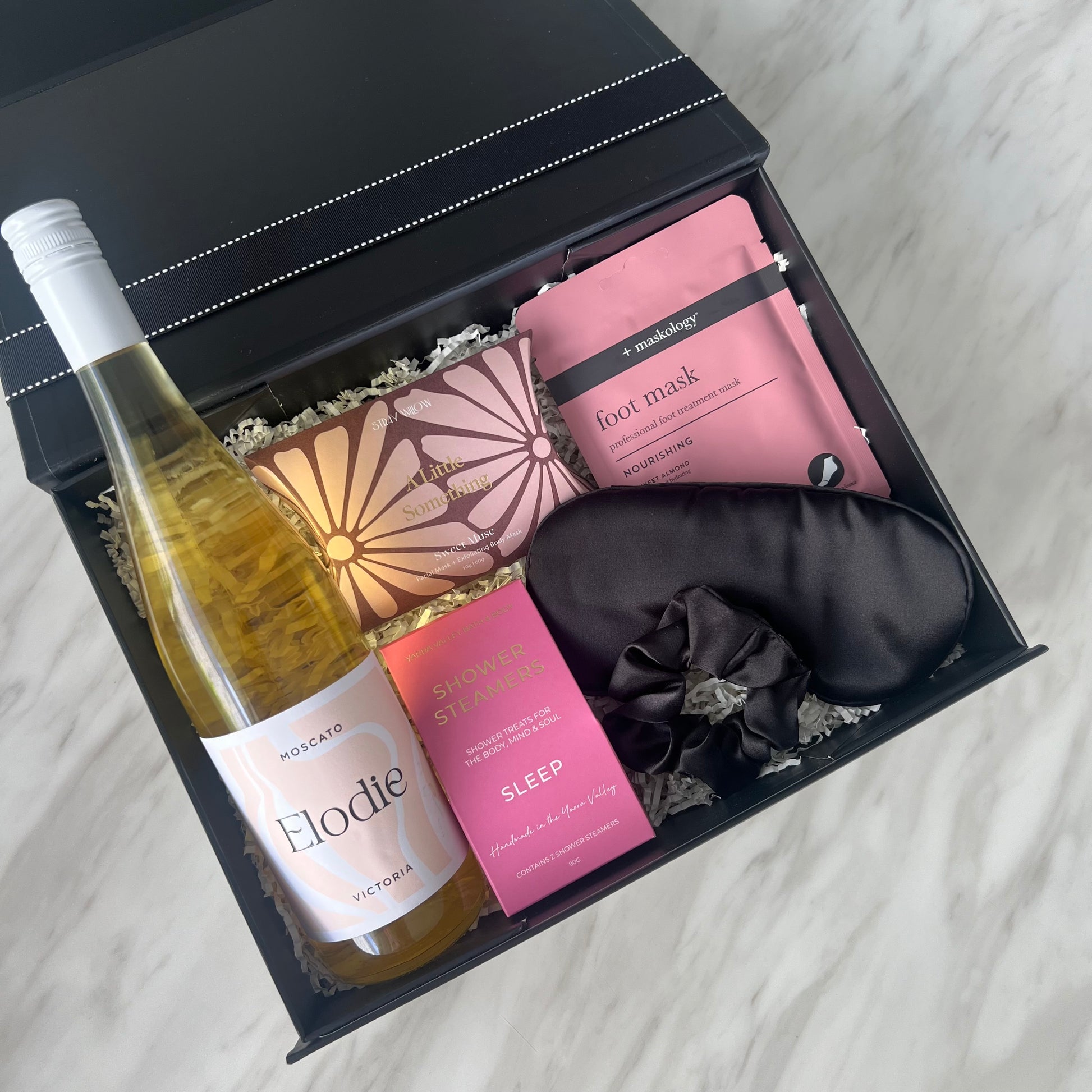 Luxury gift hampers Australia – beautifully curated gourmet hampers, wine gift boxes, and pamper hampers for all budgets. Perfect for birthdays, anniversaries, corporate gifts & special occasions. Gift Bae offers Perth same-day delivery & Australia-wide shipping. Shop the best gift hampers online today!