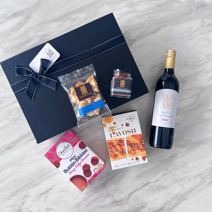 Luxury gift hampers Australia – beautifully curated gourmet hampers, wine gift boxes, and pamper hampers for all budgets. Perfect for birthdays, anniversaries, corporate gifts & special occasions. Gift Bae offers Perth same-day delivery & Australia-wide shipping. Shop the best gift hampers online today!
